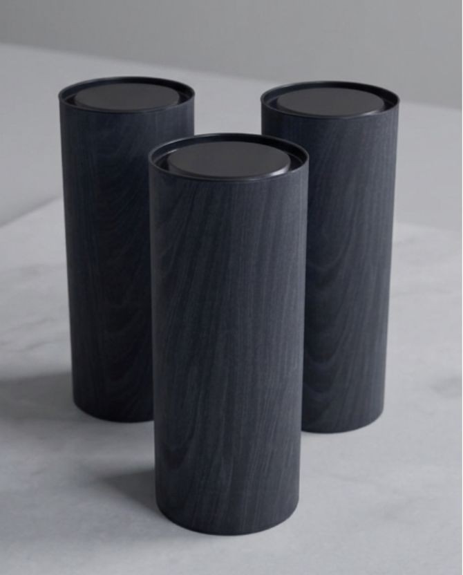 TUBO 121x300 NERO CON TAPPI IN METALLO NERI [P2]